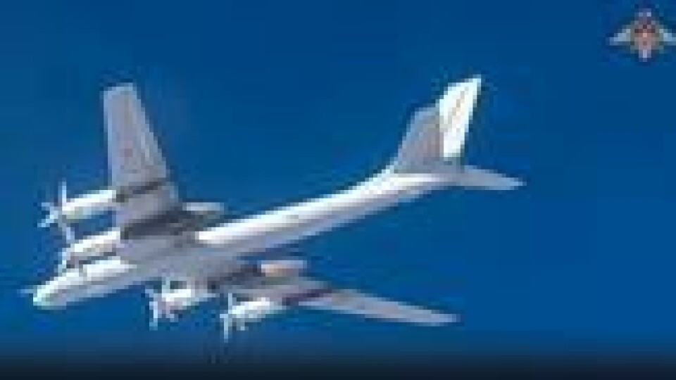 Russland bruker strategiske bombefly for å ramme mål i Ukraina. Her er et bombefly av typen Tupolev Tu-95 avbildet under en patruljeflyvning i 2022. Russland bruker strategiske bombefly for å ramme mål i Ukraina. Her er et bombefly av typen Tupolev Tu-95 avbildet under en patruljeflyvning i 2022. Foto: Det russiske forsvarsdepartementet / AP / NTB