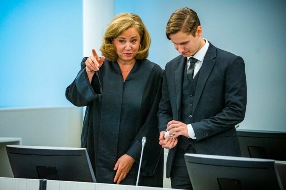 Philip Manshaus og forsvarer Unni Fries da dommen mot han ble forkynt i 2020. Saken mot Manshaus er besluttet gjenopptatt, men det er foreløpig ikke berammet ny rettssak.