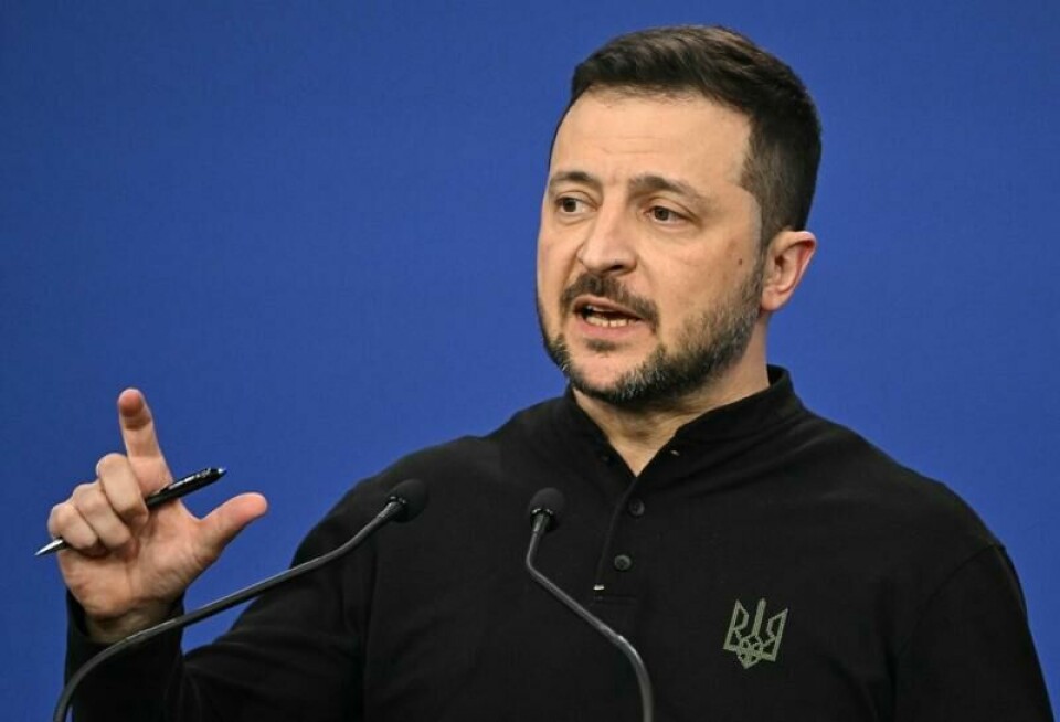 Volodymyr Zelenskyj under en pressekonferanse i Budapest. Foto: Photo by Attila KISBENEDEK / AFP Volodymyr Zelenskyj under en pressekonferanse i Budapest. Foto: Photo by Attila KISBENEDEK / AFP Foto: AFP