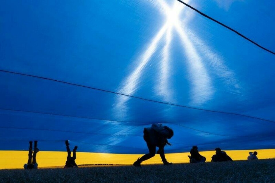 Russland bruker ukrainske barn til å utføre sabotasje mot Ukrainas militære, ifølge en ny FN-rapport. Illustrasjonsfoto: Jose Luis Magana / AP / NTB
