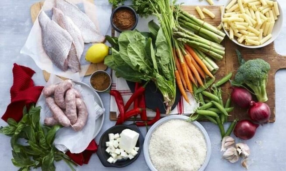 Et variert og sunt kosthold er løsningen, ikke strenge dietter. Foto: Colourbox.com Et variert og sunt kosthold er løsningen, ikke strenge dietter. Foto: Colourbox.com