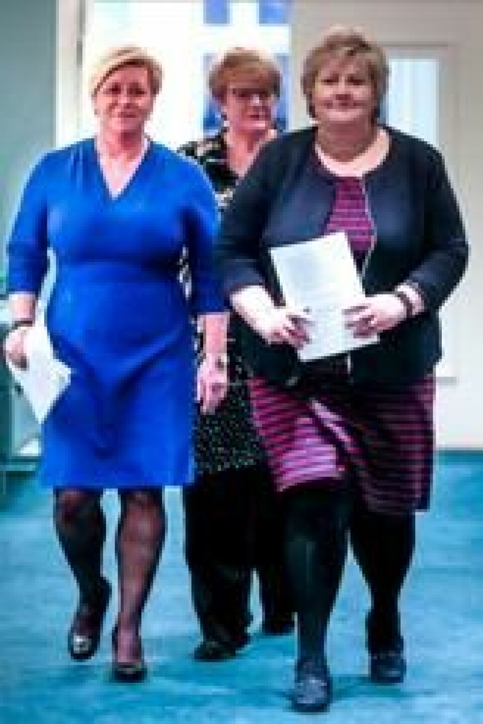 DEN ENES BRØD: Partilederne Erna Solberg (H), Siv Jensen (Frp) og Trine Skei Grande (V) på Hotel Jeløy Radio 14. januar etter at Venstrebesluttet å gå inn i regjering med Høyre og Frp. DEN ENES BRØD: Partilederne Erna Solberg (H), Siv Jensen (Frp) og Trine Skei Grande (V) på Hotel Jeløy Radio 14. januar etter at Venstrebesluttet å gå inn i regjering med Høyre og Frp. Foto: Lise Åserud / NTB scanpix Foto: Lise Åserud / NTB scanpix