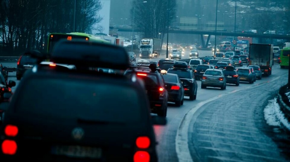 OSLO 20160219. Vinterferieutfart: Det har blitt mye kø ut fra Oslo på E6 nordover.