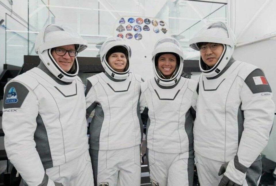 Fra venstre: Eric Phillips fra Australia, tyske Rabea Rogge, norske Jannicke Mikkelsen og kinesisk-maltesiske Chun Wang. Fra venstre: Eric Phillips fra Australia, tyske Rabea Rogge, norske Jannicke Mikkelsen og kinesisk-maltesiske Chun Wang. Foto: SpaceX / AP / NTB