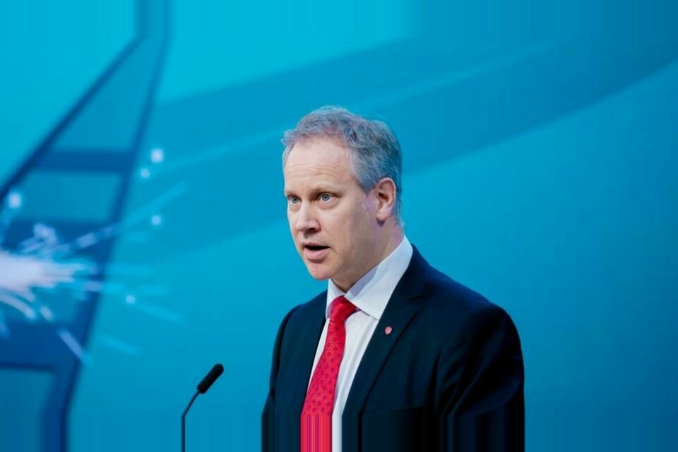 Samferdselsminister Jon-Ivar Nygård (Ap) presenterte Nasjonal transportplan fredag. Der var det mange løfter til jernbane i Norge, men lite å hente for dem som drømmer om å komme seg raskt til Europa med tog. Samferdselsminister Jon-Ivar Nygård (Ap) presenterte Nasjonal transportplan fredag. Der var det mange løfter til jernbane i Norge, men lite å hente for dem som drømmer om å komme seg raskt til Europa med tog. Foto: Stian Lysberg Solum / NTB