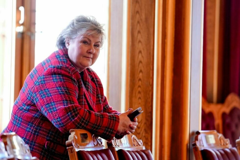 Høyre-leder Erna Solberg i Stortinget tidligere denne uken der det ble konstatert sterk kritikk mot henne og hennes regjering i habilitetssaken. Hun tar tallene fra ABC Nyheter og Altinget med stor ro og sier de stemmer godt overens med de andre målingene partiet får for tiden. Høyre-leder Erna Solberg i Stortinget tidligere denne uken der det ble konstatert sterk kritikk mot henne og hennes regjering i habilitetssaken. Hun tar tallene fra ABC Nyheter og Altinget med stor ro og sier de stemmer godt overens med de andre målingene partiet får for tiden. Foto: Javad Parsa / NTB