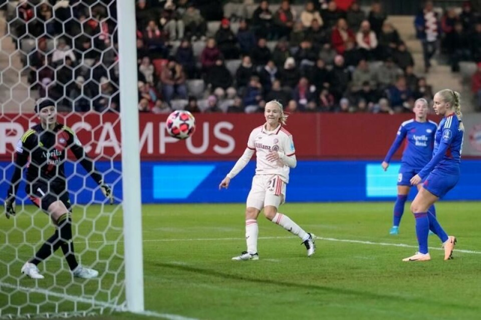 Pernille Harder sender Bayern i ledelsen tirsdag.