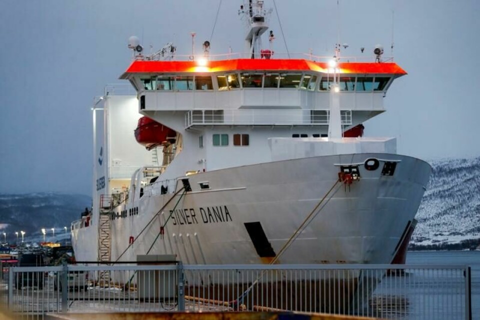 Det norskeide skipet Silver Dania, ble fredag brakt inn til Tromsø havn for undersøkelser.