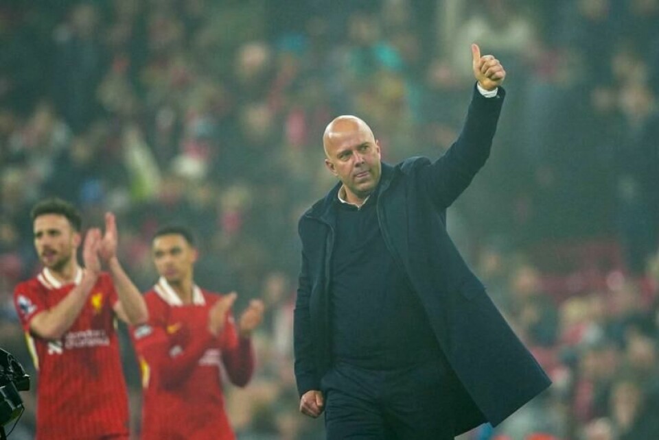 Arne Slot jakter Premier LEague-tittelen.