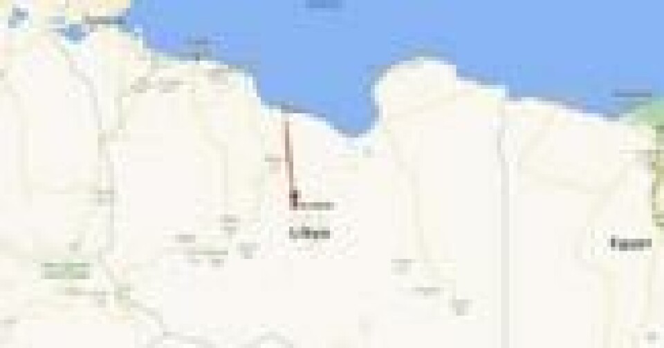 Skyttergraven strekker seg fra kystbyen Sirte til militærbasen Al Jufra sentralt i landet. Skyttergraven strekker seg fra kystbyen Sirte til militærbasen Al Jufra sentralt i landet. Foto: Google Maps
