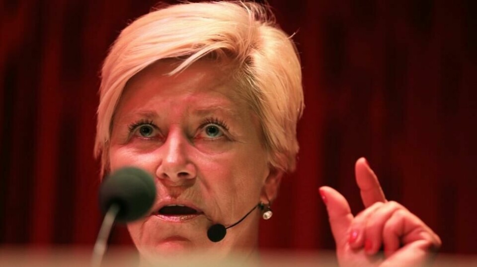 FrP-leder Siv Jensen under et partilederforedrag på Litteraturhuset tirsdag ettermiddag.