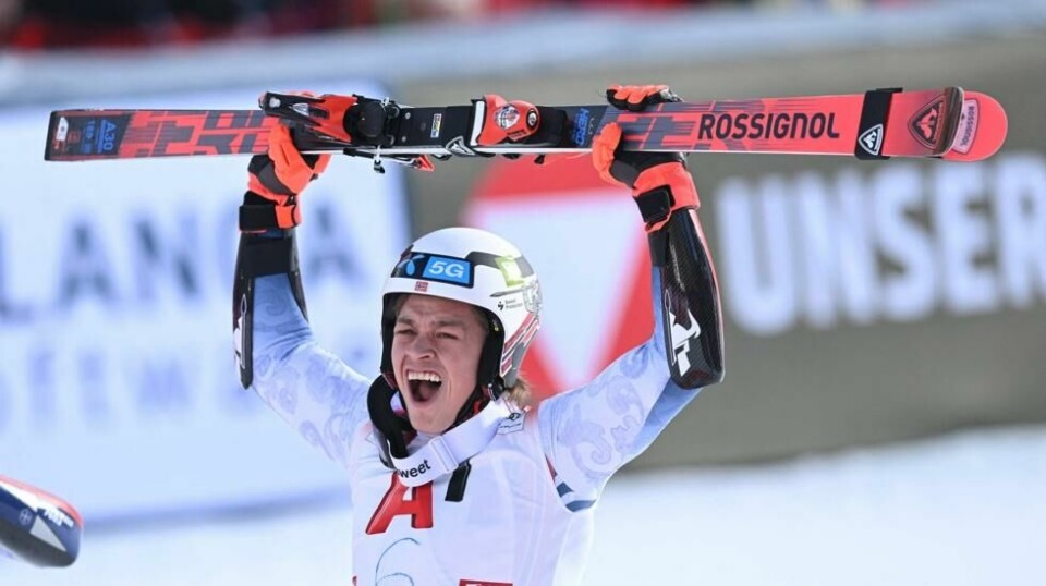 Alpine Skiing: 2024/2025 Men's World Cup - Solden: Giant slalomNorway's Aleksander Steen Olsen reacts after the second run of the men's Giant Slalom of the FIS Alpine Ski World Cup in Soelden, Austria, on October 27, 2024. (Photo by KERSTIN JOENSSON / AFP)