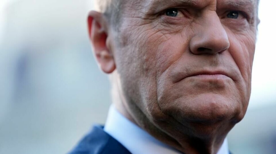Polens statsminister Donald Tusk vil legge fram en omfattende plan om styrking av grensen i øst. Foto: Andrew Harnik / AP / NTB