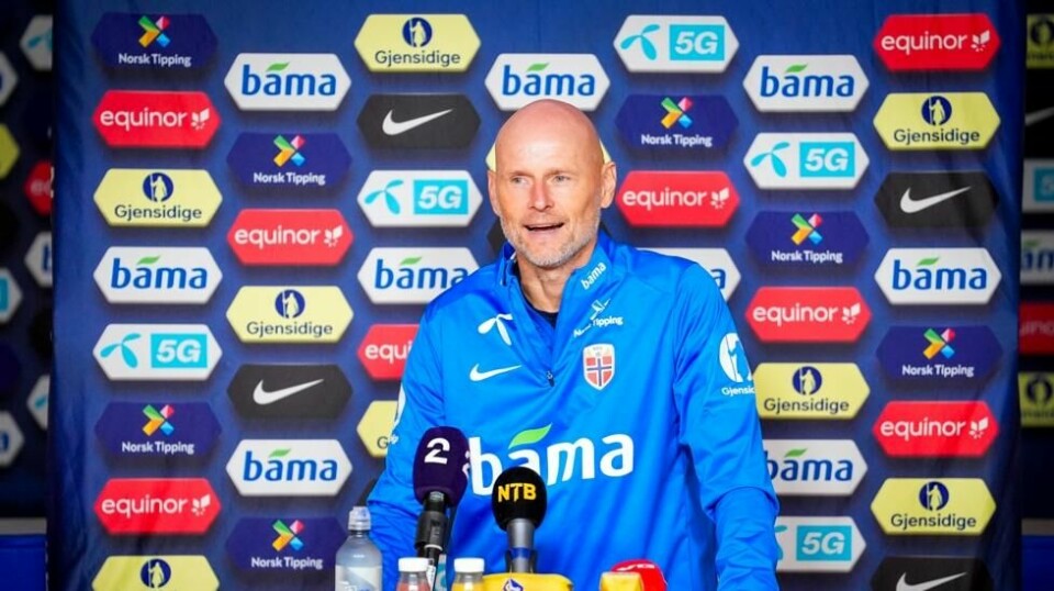 Landslagssjef Ståle Solbakken på onsdagens pressekonferanse på Ullevaal stadion. Foto: Lise Åserud / NTB