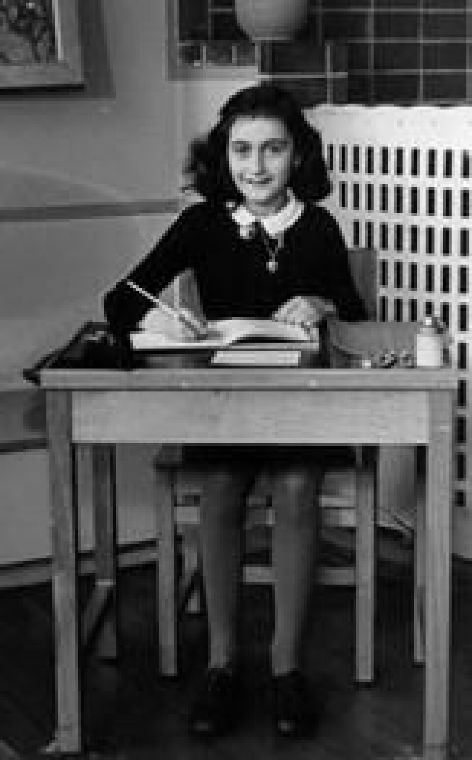 Anne Frank fotografert i 1940. Foto: Ukjent/Wikimedia Commons Anne Frank fotografert i 1940. Foto: Ukjent/Wikimedia Commons