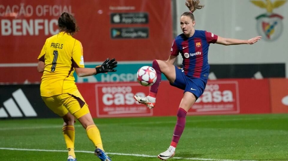 Caroline Graham Hansen leverte assist på ledermålet, men Barcelona avga poeng for første gang i serien denne sesongen. Foto: Armando Franca, AP / NTB