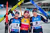 Johannes Thingnes Bø (i midten) tok gull foran Sturla Holm Lægreid (t.v.) og Vetle Sjaastad Christiansen på 12,5 km jaktstart for menn under VM i skiskyting i Nove Mesto søndag Foto: Heiko Junge / NTB