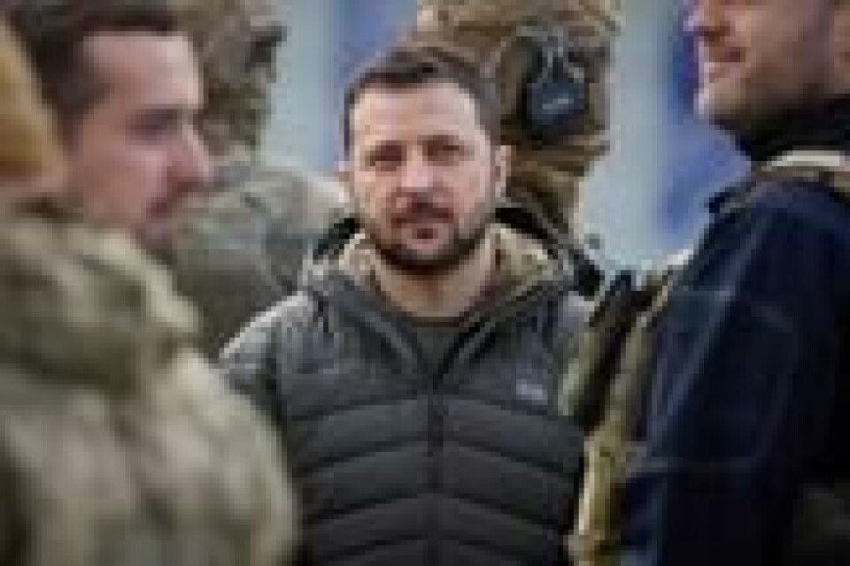 Ukrainas president Volodymyr Zelenskyj under sitt besøk i Kherson etter gjenerobringen. Foto: Ukrainas presidentkontor / AP / NTB Ukrainas president Volodymyr Zelenskyj under sitt besøk i Kherson etter gjenerobringen. Foto: Ukrainas presidentkontor / AP / NTB