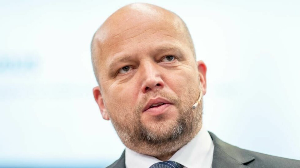 Finansminister Trygve Slagsvold Vedum (Sp) har markert seg mot nedleggelsen av skoler i distriktene, senest denne uken. Foto: Fredrik Varfjell / NTB