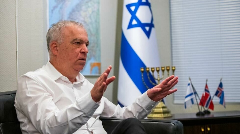 Israels ambassadør Avi Nir-Feldklein beskylder utenriksminister Espen Barth Eide for å være dobbeltmoralsk.