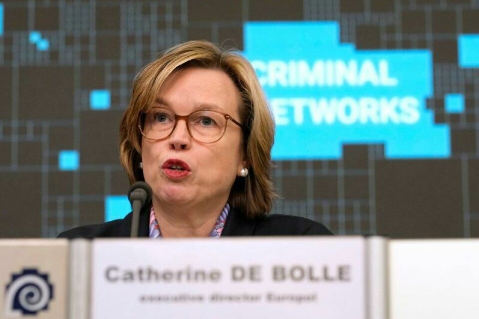 Europol-sjef Catherine De Bolle fastslår at det er et kappløp mellom de som utnytter teknologi for å begå forbrytelser og de som bruker den for å bekjempe dem. Her fra en pressekonferanse i fjor.
