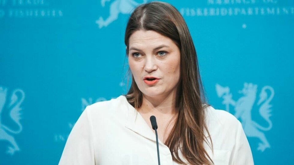 – Vi ønsker å komme til bunns i hvordan regjeringa har fulgt opp forventningene i de nye retningslinjene, sier SV-leder Kirsti Bergstø. Kontroll- og konstitusjonskomiteen har nå sendt næringsminister Cecilie Myrseth (Ap) (bildet) flere spørsmål om lederlønninger i statseide selskaper. Foto: Stian Lysberg Solum / NTB