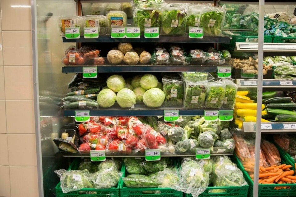 I Orklas bærekraftsbarometer for 2023 svarte syv prosent av de spurte i undersøkelsen at de var vegetarianere eller veganere. I 2022 svarte elleve prosent det samme. I Orklas bærekraftsbarometer for 2023 svarte syv prosent av de spurte i undersøkelsen at de var vegetarianere eller veganere. I 2022 svarte elleve prosent det samme. Foto: Berit Roald / NTB