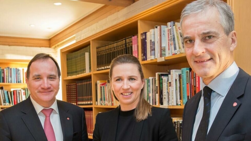FRI FLYT: Lederne i de sosialdemokratiske partiene i Sverige, Stefan Löfven og Mette Fredriksen i Danmark forteller Jonas Gahr Støre og Samak-årsmøtet om at EUs frie flyt av arbeidskraft må reformeres.