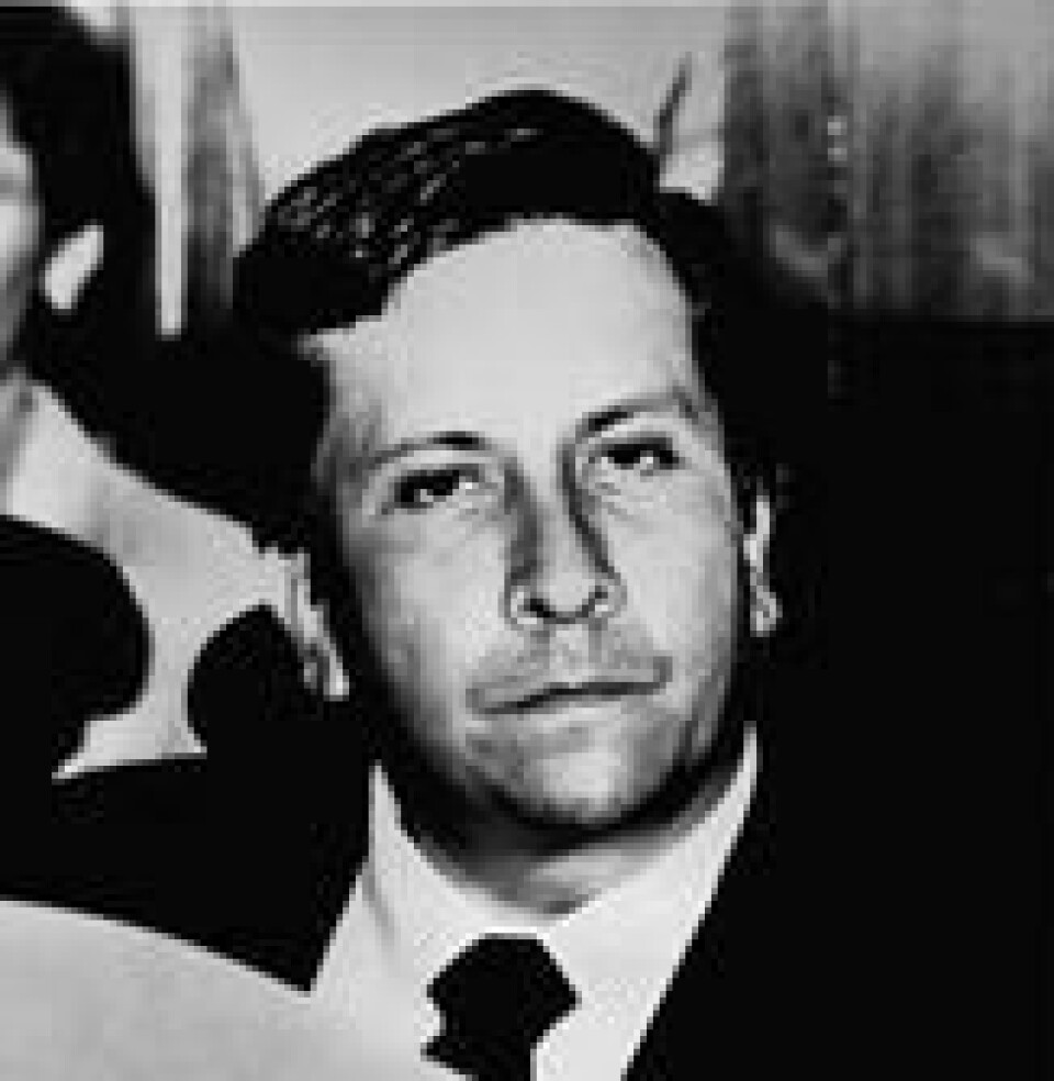 Den kolombianske justisministeren Rodrigo Lara Bonilla kjempet mot Medellín-kartellet. Han ble skutt og drept av to menn på motorsykler i hovedstaden Bogota, 30. april 1984. Scanpix/AP. Den kolombianske justisministeren Rodrigo Lara Bonilla kjempet mot Medellín-kartellet. Han ble skutt og drept av to menn på motorsykler i hovedstaden Bogota, 30. april 1984. Scanpix/AP.