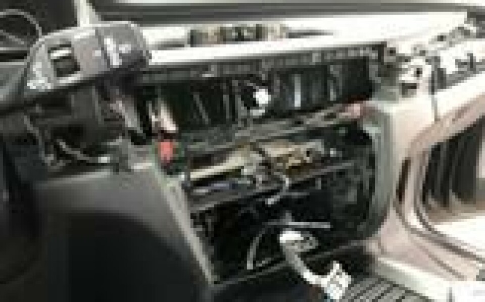 Innbruddstyvene stjal med seg GPS-utstyr da de tok seg inn i en BMW X5. Innbruddstyvene stjal med seg GPS-utstyr da de tok seg inn i en BMW X5. Foto: Politiet