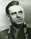 Kosmonauten Vladimir Komarov ble kun 40 år gammel og fikk den uheldige æren av å bli det første menneske som døde i forbindelse med en romferd. Foto: Smithsonian Institution