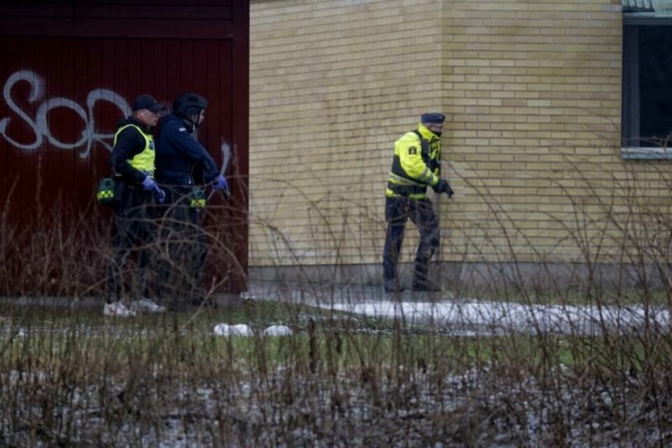 En privatperson har anmeldt politiet for deres innsats under masseskytingen i Örebro.