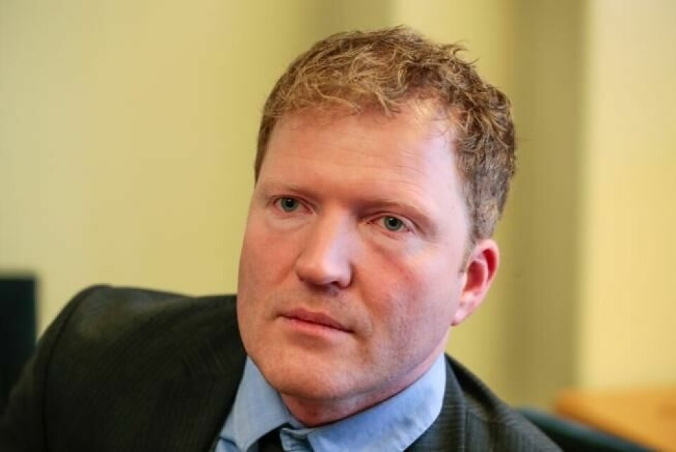 Sigbjørn Gjelsvik, finanspolitisk talsperson for Senterpartiet, mener Norge må stille strengere krav til vinteropplæringen av utenlandske vogntog-sjåfører. Sigbjørn Gjelsvik, finanspolitisk talsperson for Senterpartiet, mener Norge må stille strengere krav til vinteropplæringen av utenlandske vogntog-sjåfører. Foto: NTB scanpix