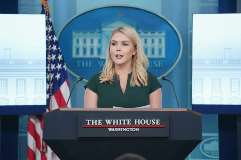 Karoline Leavitt, pressesekretær i Det hvite hus, på mandagens pressekonferanse.