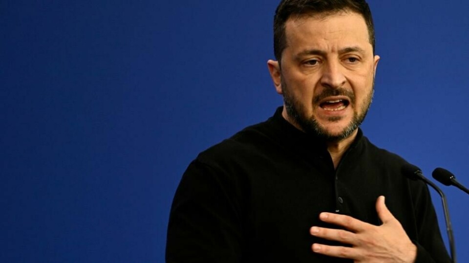 Ukrainas president Volodymyr Zelenskyj sier det er uaktuelt å gi etter for Russlands krav. Foto: Denes Erdos / AP / NTB