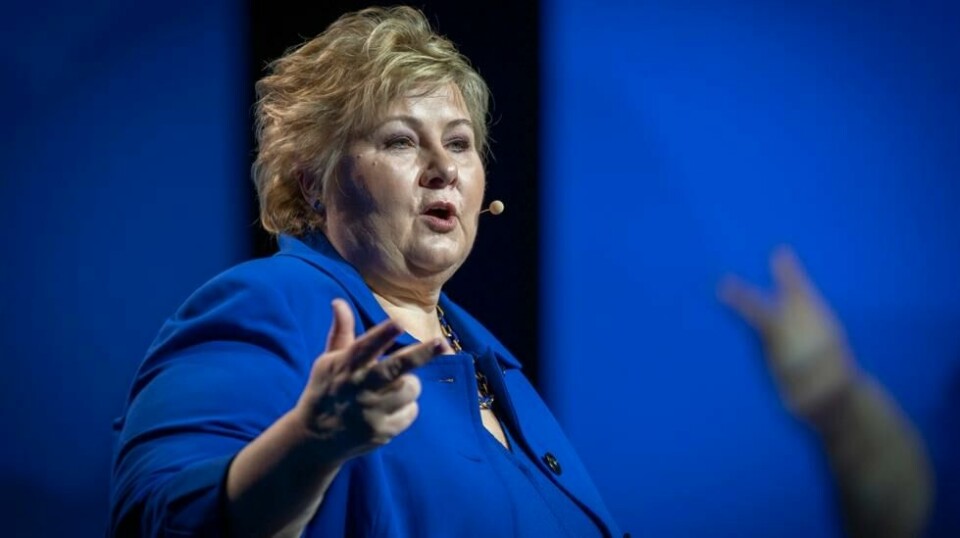 Høyre-leder Erna Solberg er godt fornøyd med tallene, selv med en nedgang på 4,4 prosentpoeng fra forrige stortingsvalgmåling.