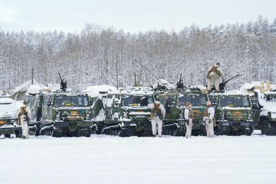 Velgere til de fleste partier på Stortinget er villige til å betale mer skatt for å styrke Forsvaret, ifølge en ny undersøkelse. Militærøvelsen Joint Viking ble avholdt tidligere i mars, her fra Setermoen.