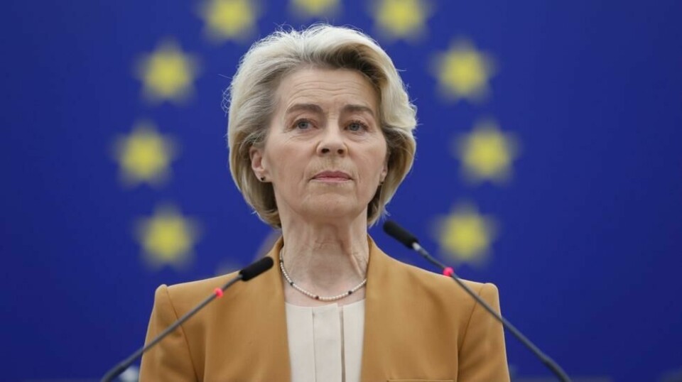 EUs «dronning», EU-kommisjonens president Ursula von der Leyen, vil mandag kunngjøre om hun stiller til valg for neste femårsperiode. Svaret er ja, tror de fleste. Foto: AP / NTB