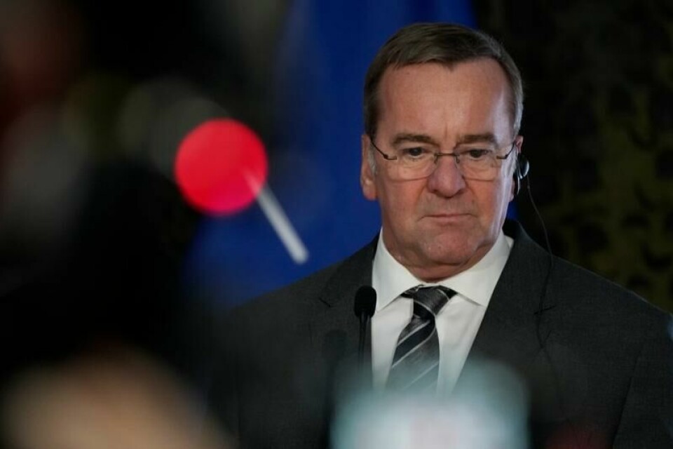 Tysklands forsvarsminister Boris Pistorius holder pressekonferanse i Polen mandag etter å ha møtt forsvarsministre fra fire andre Nato-land for å diskutere støtten til Ukraina.