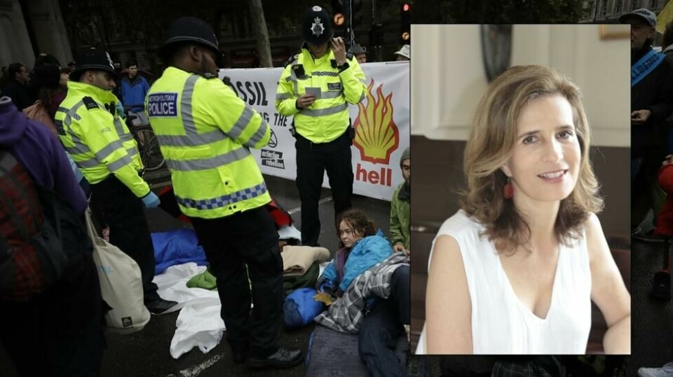 Den belgiske prinsessen Marie-Esméralda (infelt) var blant demonstrantene som ble pågrepet i London i helgen.
