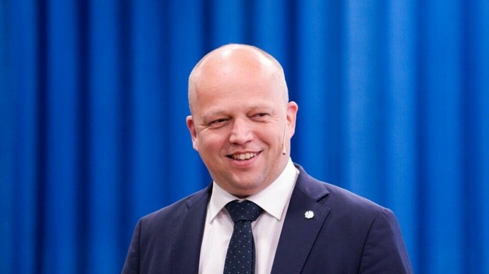 Finansminister Trygve Slagsvold Vedum (Sp) tror folk får bedre råd i år. Han la tirsdag fram regjeringens forslag til Revidert nasjonalbudsjett for 2024. Foto: Javad Parsa / NTB