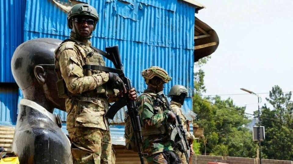 Soldater i opprørsgruppa M23 i byen Bukavu, øst i DR Kongo. Den Rwanda-støttede opprørsgruppen har slått rot i DR Kongo nå, mener forsker Onesphore Sematumba.