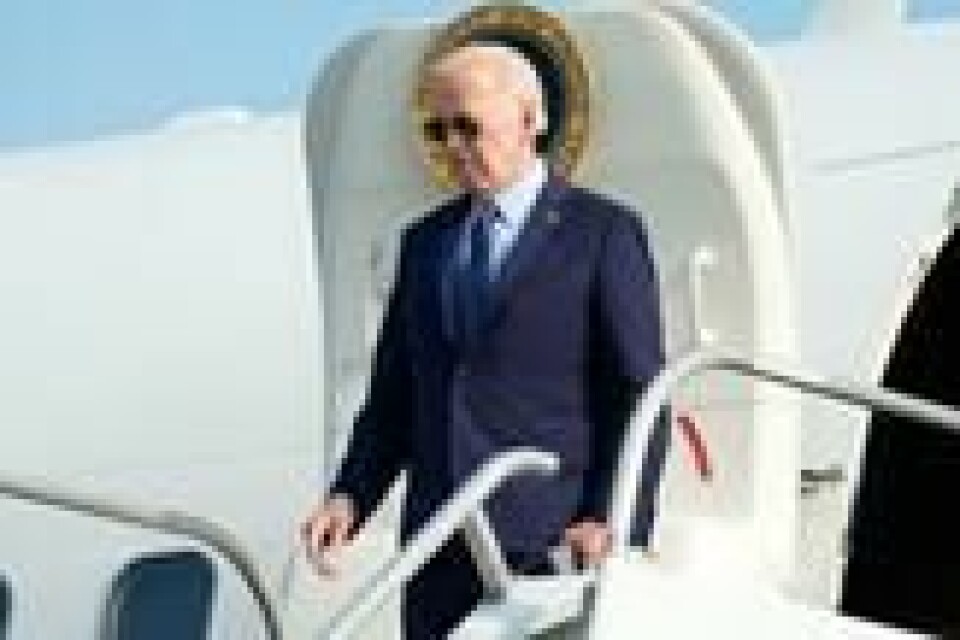 Joe Biden er president i bare noen måneder til. Skal vi tro kildene til Politico ser administrasjonen hans nærmere på muligheten til å sende nye missiler til Ukraina. Joe Biden er president i bare noen måneder til. Skal vi tro kildene til Politico ser administrasjonen hans nærmere på muligheten til å sende nye missiler til Ukraina. Foto: Manuel Balce Ceneta / AP / NTB