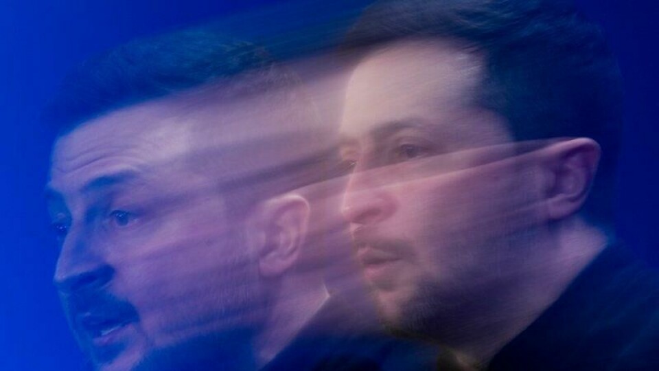 Det blir meldt om en kraftig økning i spredningen av desinformasjon om Ukrainas president Volodymyr Zelenskyj etter at USAs president Donald Trump kalte ham en diktator og kom med flere falske påstander om presidenten.