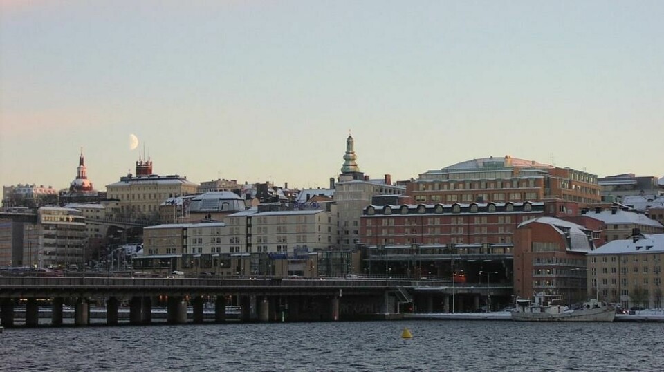 En eldre mann ble mandag funnet død i sin leilighet i Södermalm i Stockholm. Politiet mistenker at mannen har vært død i over tre år. Foto av Södermalm: Wikimedia Commons.