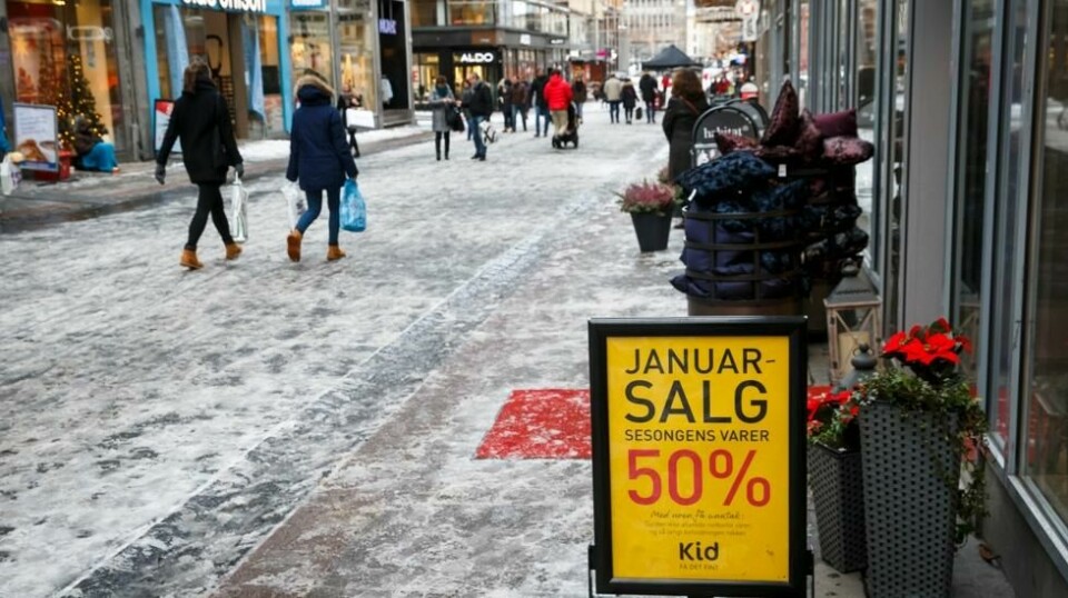 Det er lett å la seg friste av romjulssalget.