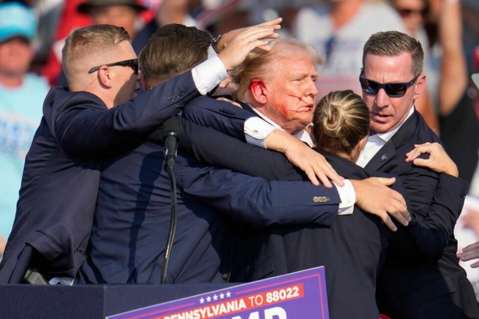 FBI har identifisert den antatte gjerningsmannen som skjøt mot tidligere president Donald Trump natt til søndag. Foto: Gene J. Puskar / AP / NTB FBI har identifisert den antatte gjerningsmannen som skjøt mot tidligere president Donald Trump natt til søndag. Foto: Gene J. Puskar / AP / NTB Foto: NTB
