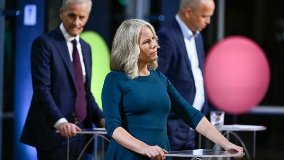 SV-leder Kirsti Bergstø mener Ap og Sp uten SV, er en dårlig idé. Her står hun foran Ap-leder Jonas Gahr Støre og Sp-leder Trygve Slagsvold Vedum i en tidligere partilederdebatt.