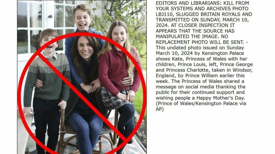 Nyhetsbyrået AP og flere andre internasjonale byråer har trukket dette bildet, som Kensington Palace delte søndag og som viser prinsesse Kate sammen med barna prins Louis, prins George og prinsesse Charlotte. Foto Prins Willian / Kensington Palace / AP / NTB