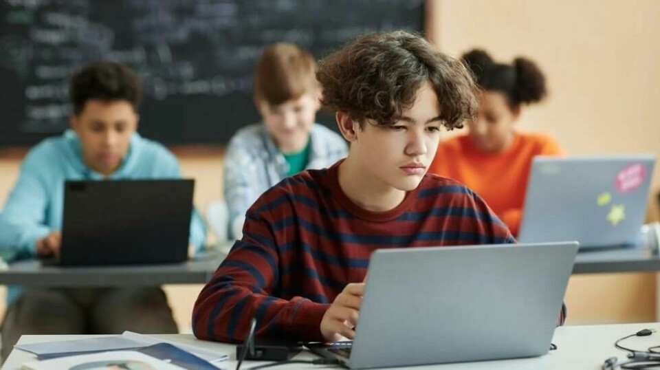 Noen elever klarer ikke oppgaver med mange trinn når de blir gitt på en datamaskin. (Illustrasjonsfoto: SeventyFour / Shutterstock / NTB).